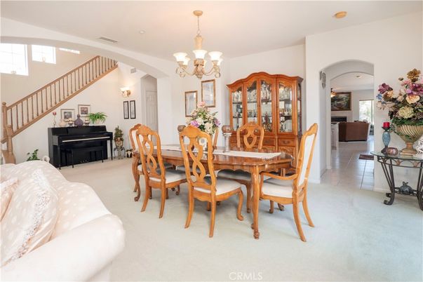 Chandelier, Dining room, Interior, Piano, Recessed Lighting