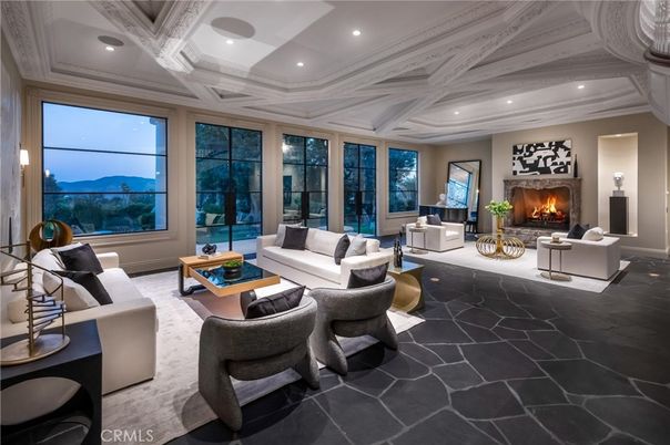 Fireplace, Interior, Living room, Recessed Lighting