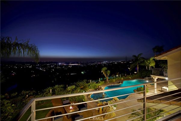 Exterior, Pool, Other