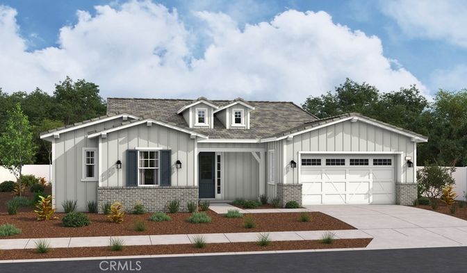 Attached, Exterior, Facade, Farmhouse