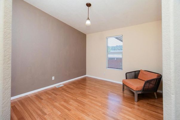 Empty room, Interior, Pendant Lights, Wood Texture Flooring