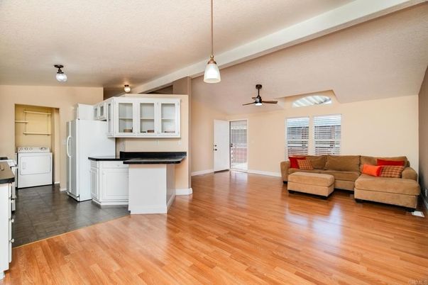 Interior, Kitchen, Living room, Pendant Lights, Wood Texture Flooring