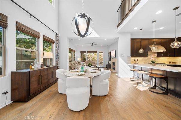 Dining room, Interior, Kitchen, Pendant Lights, Recessed Lighting, Wood Texture Flooring