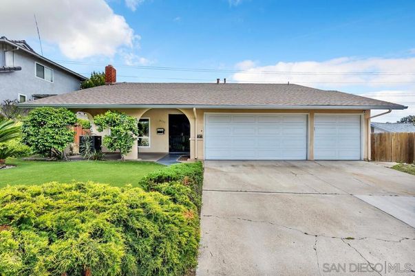 Attached, Backyard, Exterior, Facade, Ranch
