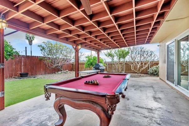Billiard Table, Exterior, Game Room