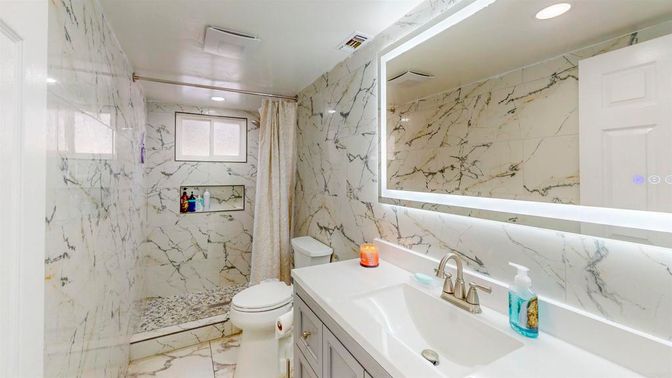 Bathroom, Interior, Marble, Marble Walls, Recessed Lighting
