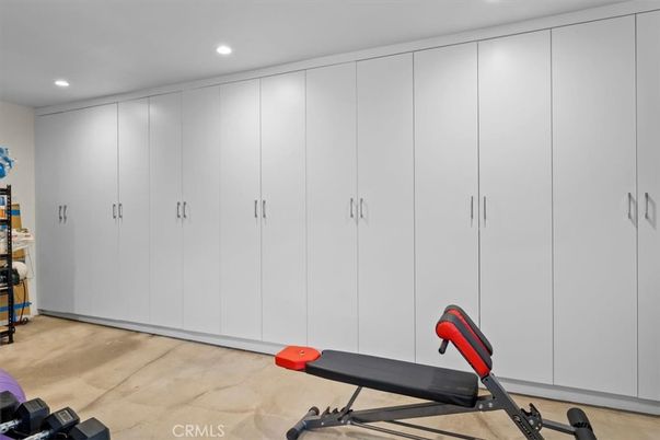 Fitness Equipment, Interior, Recessed Lighting
