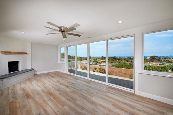 Empty room, Interior, Recessed Lighting, Water, Wood Texture Flooring