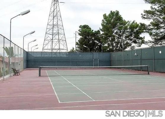 Exterior, Tennis Courts