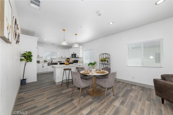 Dining room, Interior, Kitchen, Pendant Lights, Recessed Lighting, Wood Texture Flooring