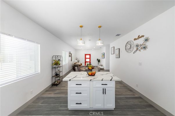 Interior, Pendant Lights, Recessed Lighting, Wood Texture Flooring