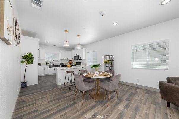 Dining room, Interior, Kitchen, Pendant Lights, Recessed Lighting, Wood Texture Flooring
