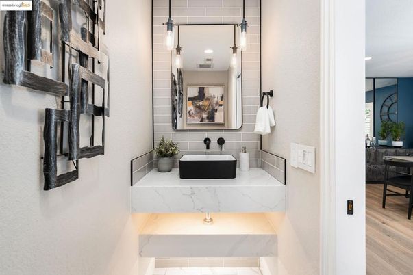 Bathroom, Interior, Pendant Lights, Recessed Lighting, Wood Texture Flooring