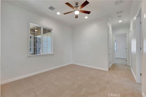 Empty room, Interior, Recessed Lighting