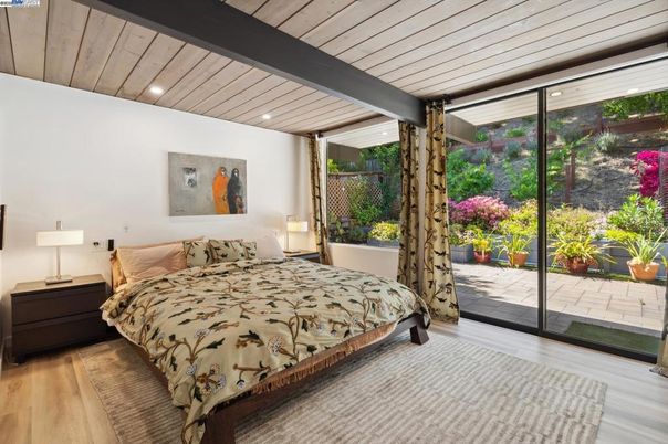 Bedroom, Interior, Recessed Lighting, Wooden Ceilings, Wood Texture Flooring