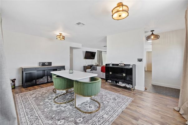 Interior, Pendant Lights, Wood Texture Flooring