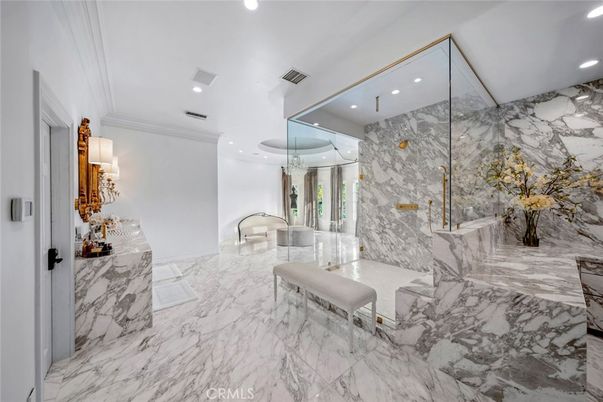 Bathroom, Interior, Marble, Marble Walls, Recessed Lighting