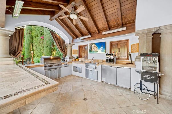 Interior, Kitchen, Wooden Beams, Wooden Ceilings