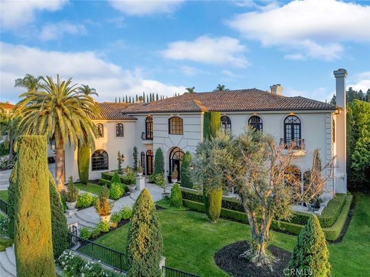Backyard, Exterior, Facade, Mediterranean