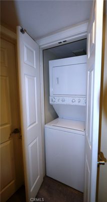Interior, Utility Closets, Washer, Wood Texture Flooring