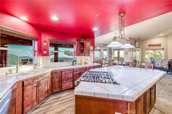 Dining room, Interior, Kitchen, Pendant Lights, Recessed Lighting, Tile Countertops, Wood Texture Flooring