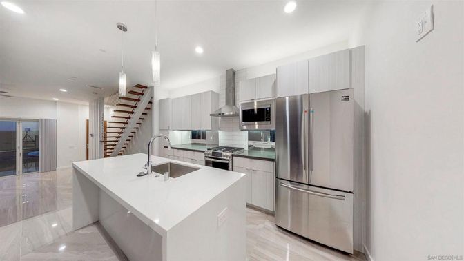 Interior, Kitchen, Pendant Lights, Recessed Lighting, Stainless Steel Appliances