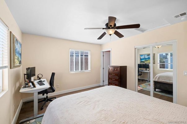 Bedroom, Home Office, Interior, Wood Texture Flooring