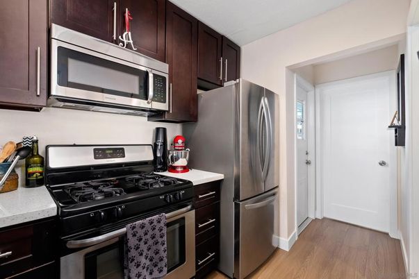Interior, Kitchen, Stainless Steel Appliances, Wood Texture Flooring