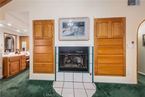 Fireplace, Interior, Recessed Lighting