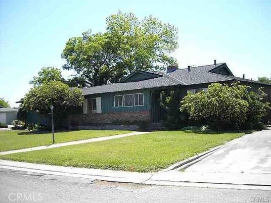 Backyard, Exterior, Facade, Ranch