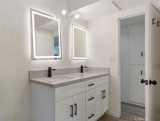Bathroom, Dual Sink Vanities, Interior, Wood Texture Flooring