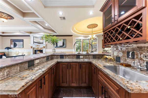 Chandelier, Fireplace, Interior, Recessed Lighting