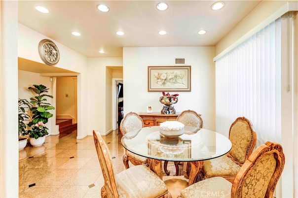 Dining room, Interior, Recessed Lighting