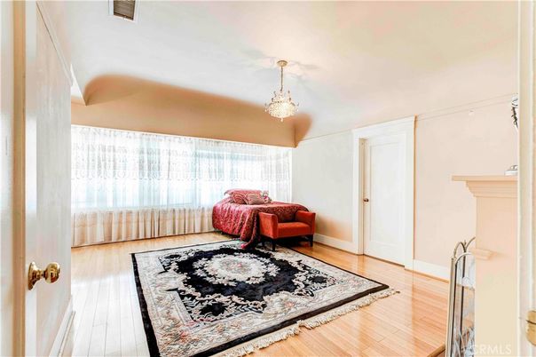 Chandelier, Interior, Wood Texture Flooring