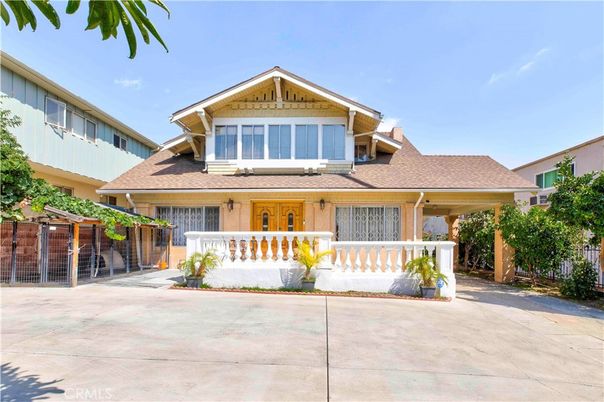 Exterior, Facade, American Craftsman