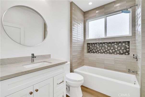 Bathroom, Interior, Recessed Lighting, Wood Texture Flooring