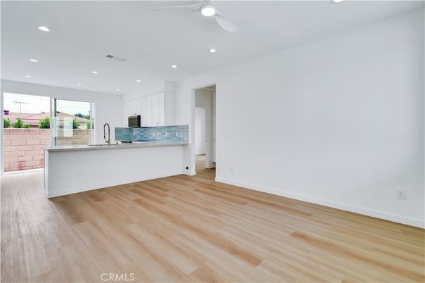 Empty room, Interior, Kitchen, Recessed Lighting, Wood Texture Flooring