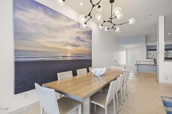 Dining room, Interior, Pendant Lights, Recessed Lighting, Water