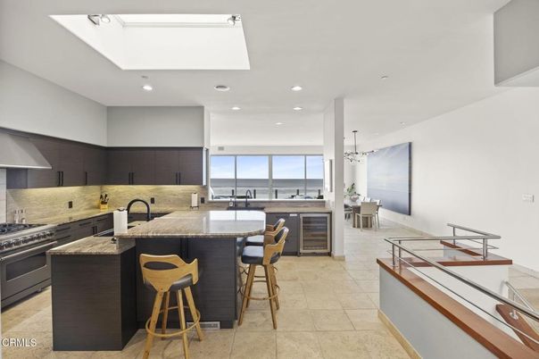 Dining room, Interior, Kitchen, Pendant Lights, Recessed Lighting, Water