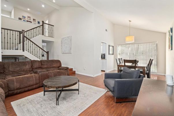 Dining room, Interior, Living room, Pendant Lights, Recessed Lighting, Wood Texture Flooring