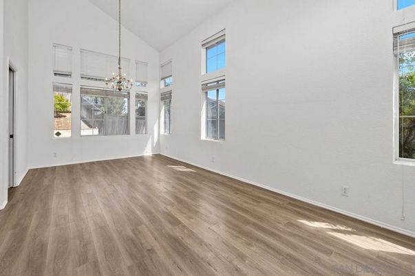 Chandelier, Empty room, Interior, Pendant Lights, Wood Texture Flooring