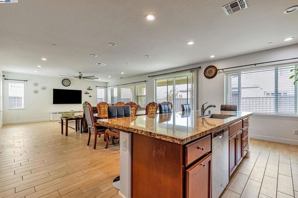 Dining room, Interior, Kitchen, Recessed Lighting, Wood Texture Flooring