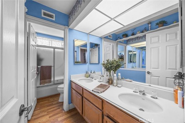 Bathroom, Dual Sink Vanities, Interior, Wood Texture Flooring