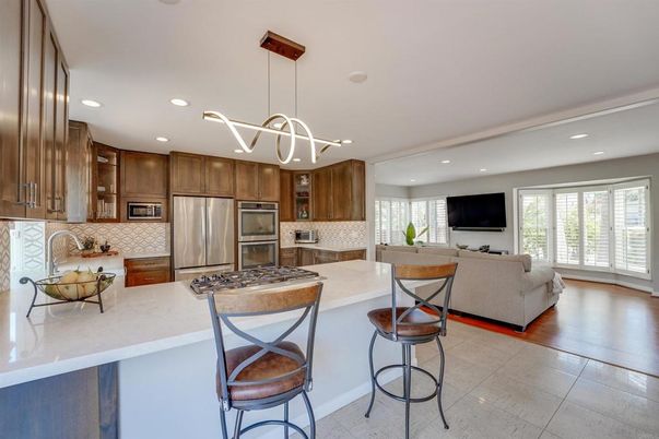 Interior, Kitchen, Living room, Pendant Lights, Recessed Lighting, Stainless Steel Appliances, Wood Texture Flooring