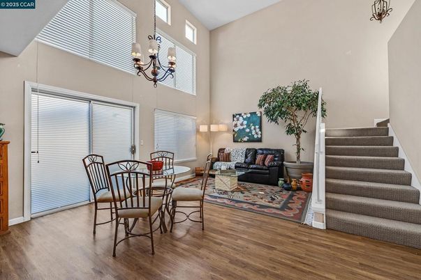 Chandelier, Dining room, Interior, Living room, Pendant Lights, Wood Texture Flooring