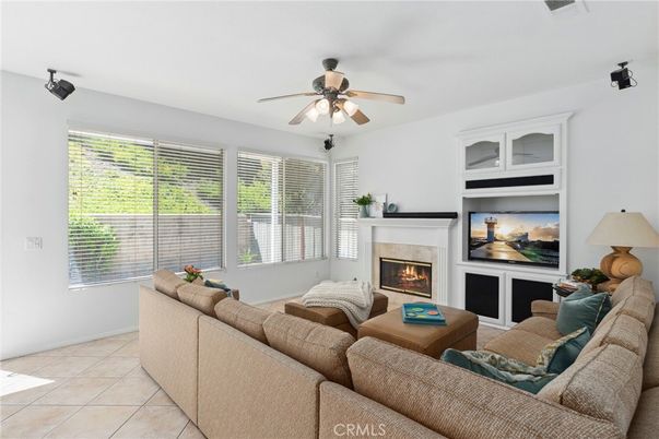 Fireplace, Interior, Living room