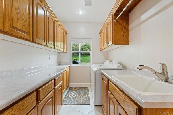 Interior, Recessed Lighting, Washer