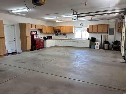 Garage, Interior, Kitchen, Washer