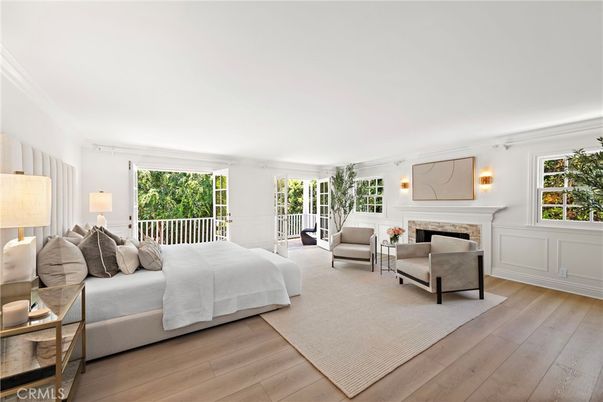Bedroom, Fireplace, Interior, Wood Texture Flooring