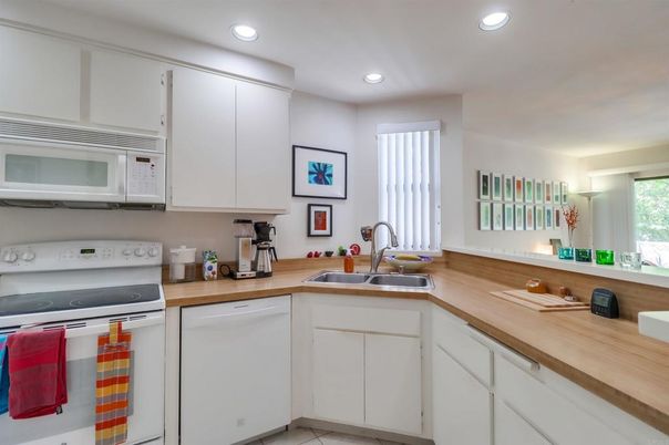 Interior, Kitchen, Recessed Lighting
